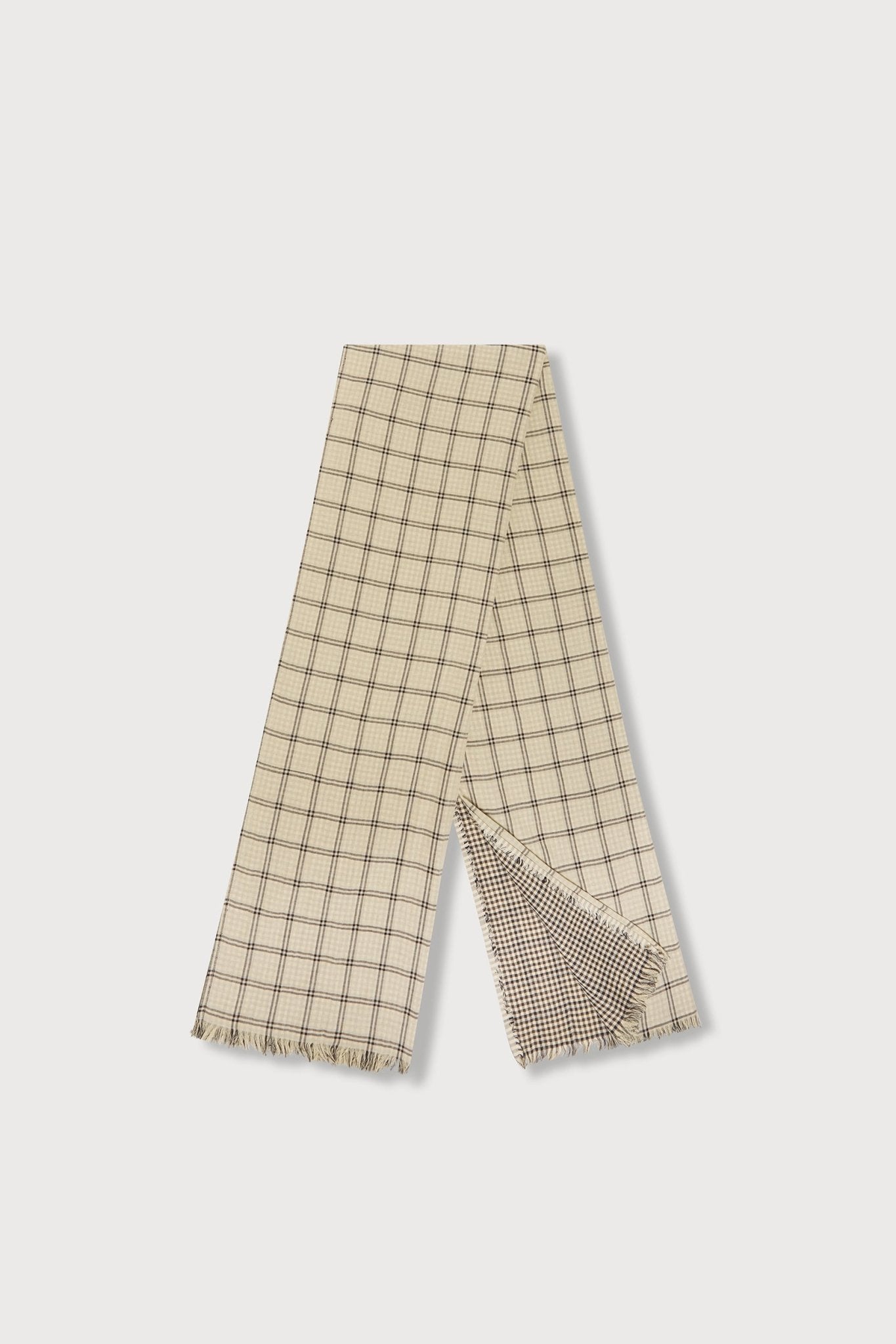 A.26 Black/ Beige Plaid