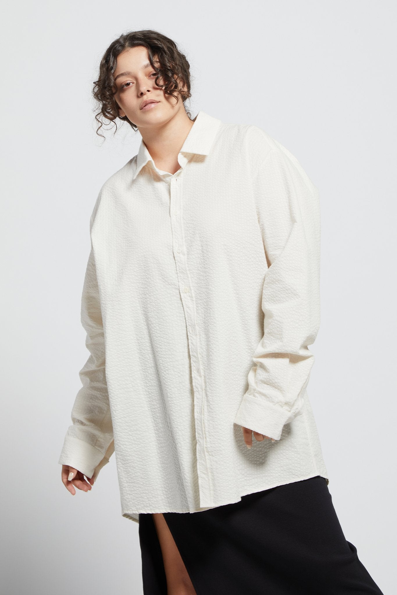 A.BCH A.42 Undyed Oversize Shirt in Organic Cotton Seersucker