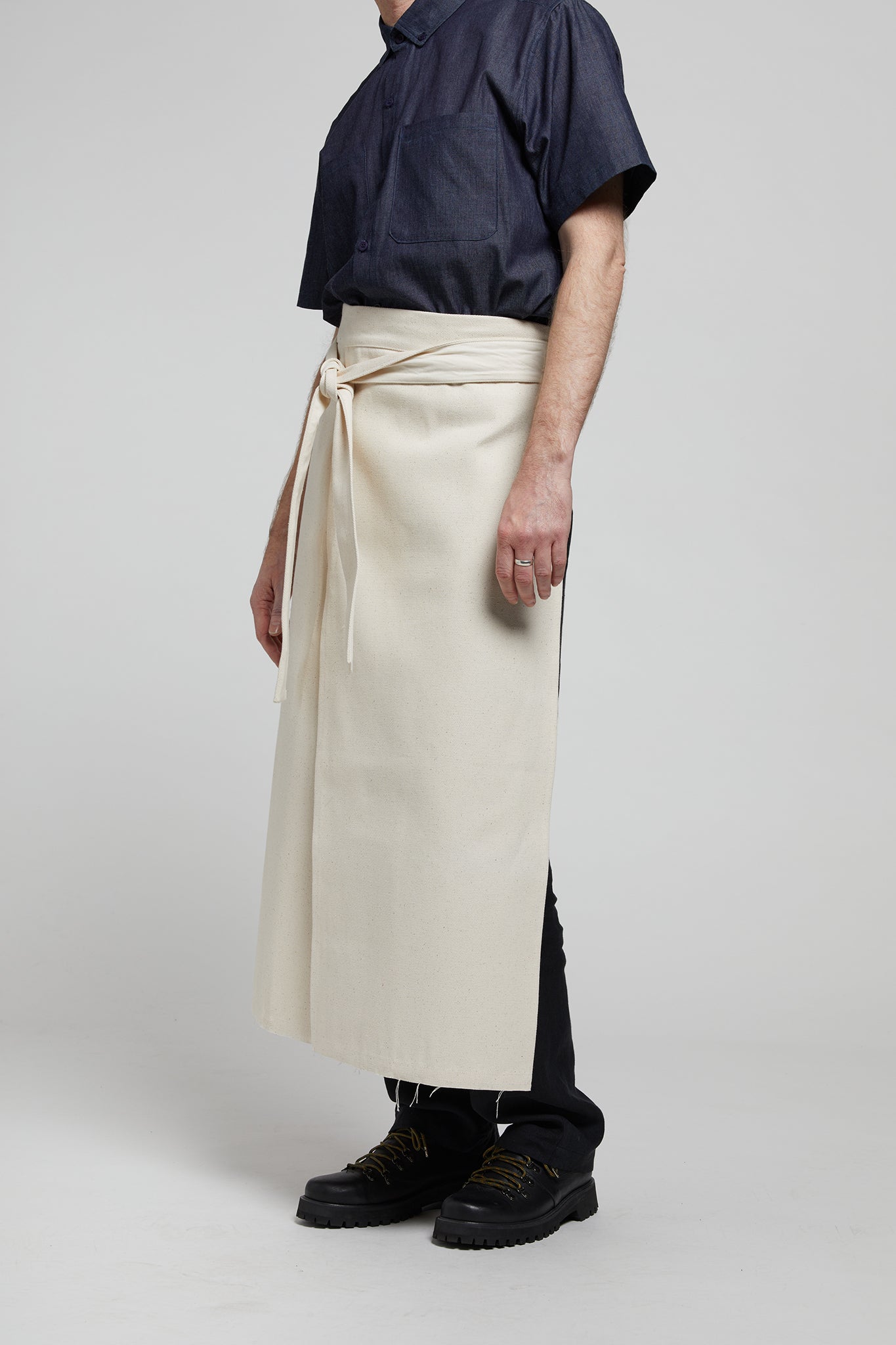 A.61 Undyed Canvas Workshop Apron in Recycled Cotton