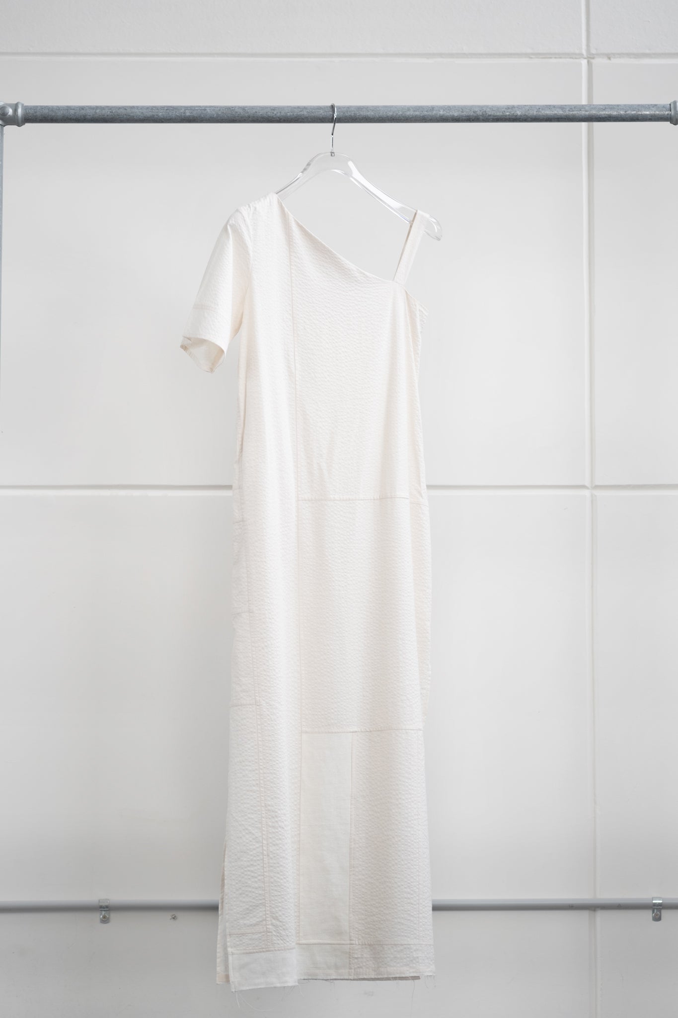 Red Line Cutpiece A.C1D UndyedRed Line Cutpiece A.C1D Undyed