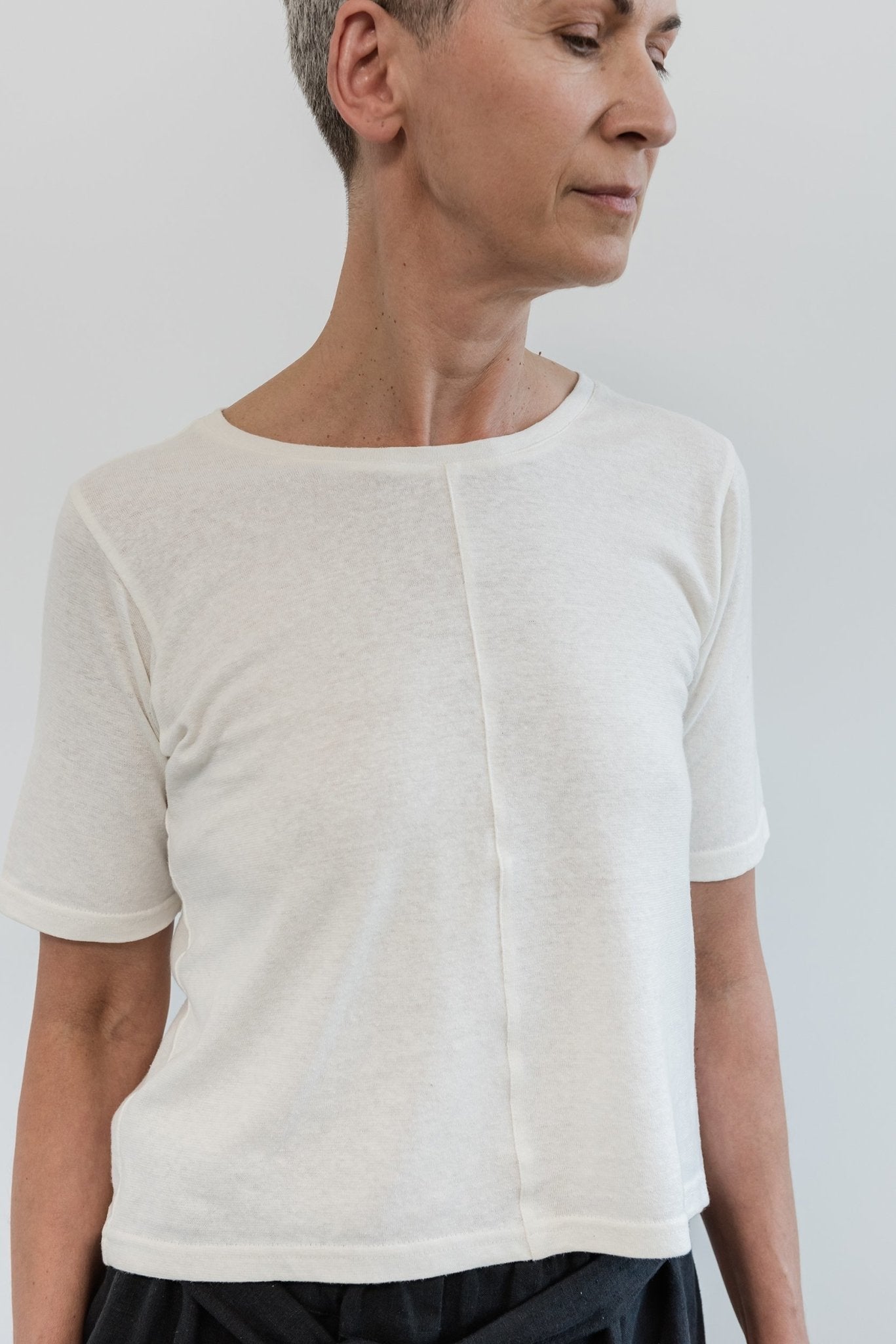 A.BCHA.27T-shirtA27-IV-XSXS