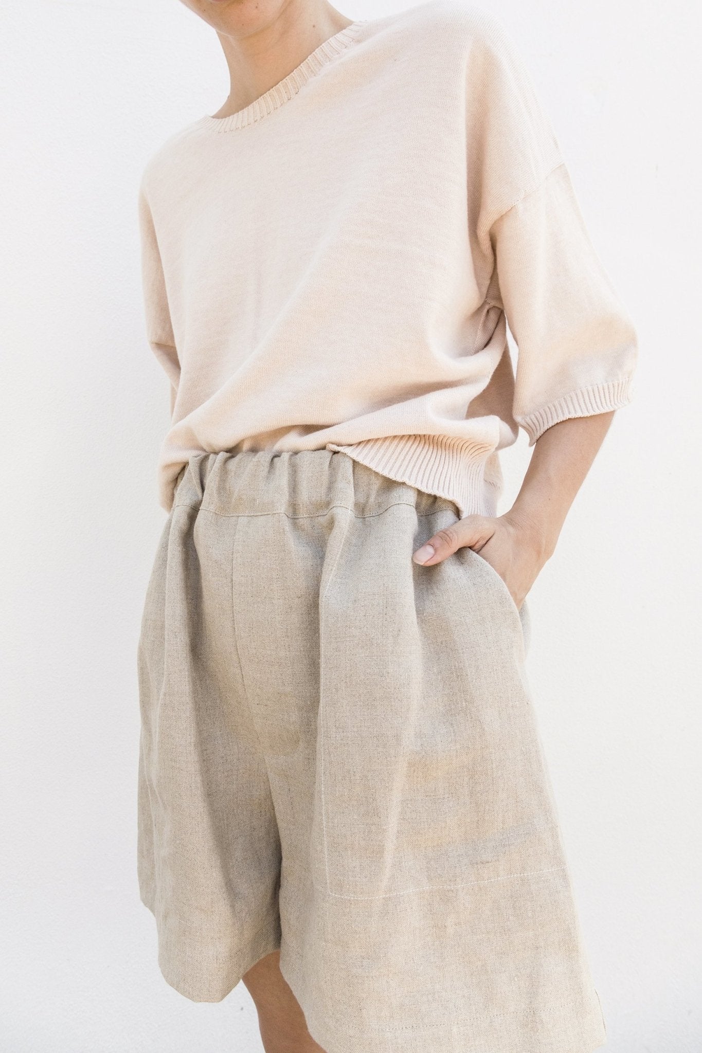 A.BCH A.16 Undyed Signature Shorts in Organic Linen